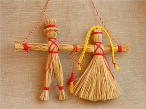 Куклы-обереги из лыка 